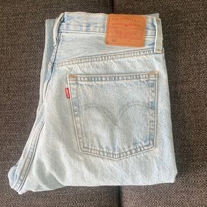Levis 501 - size 28 (premium)